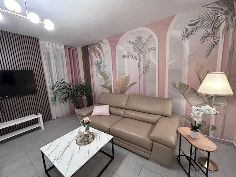Esprit Palace, Coeur De مُلووز المظهر الخارجي الصورة